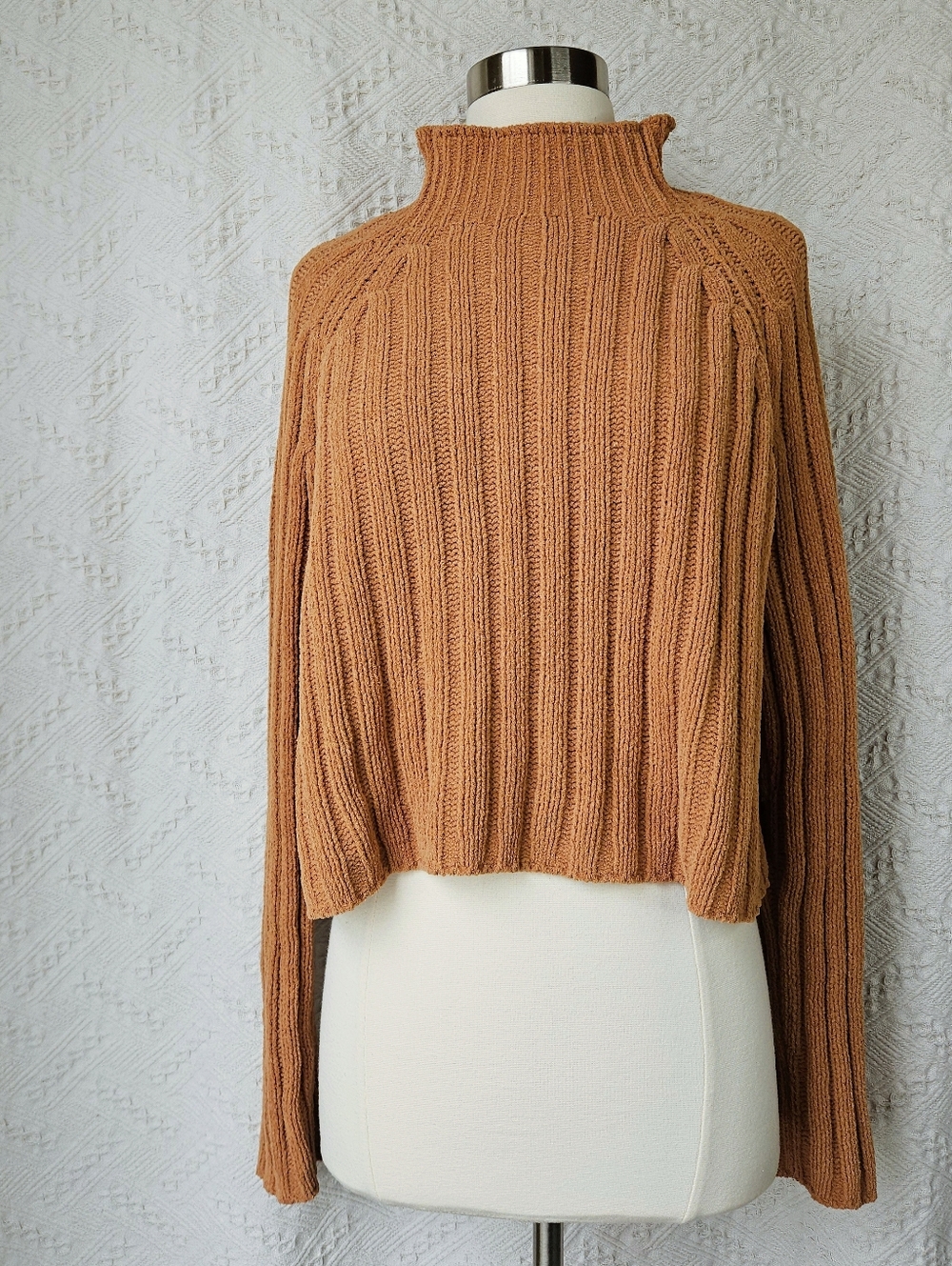 American Eagle Women's Tan Chunky Knit Cropped Sweater Mock Neck Boho Large Top